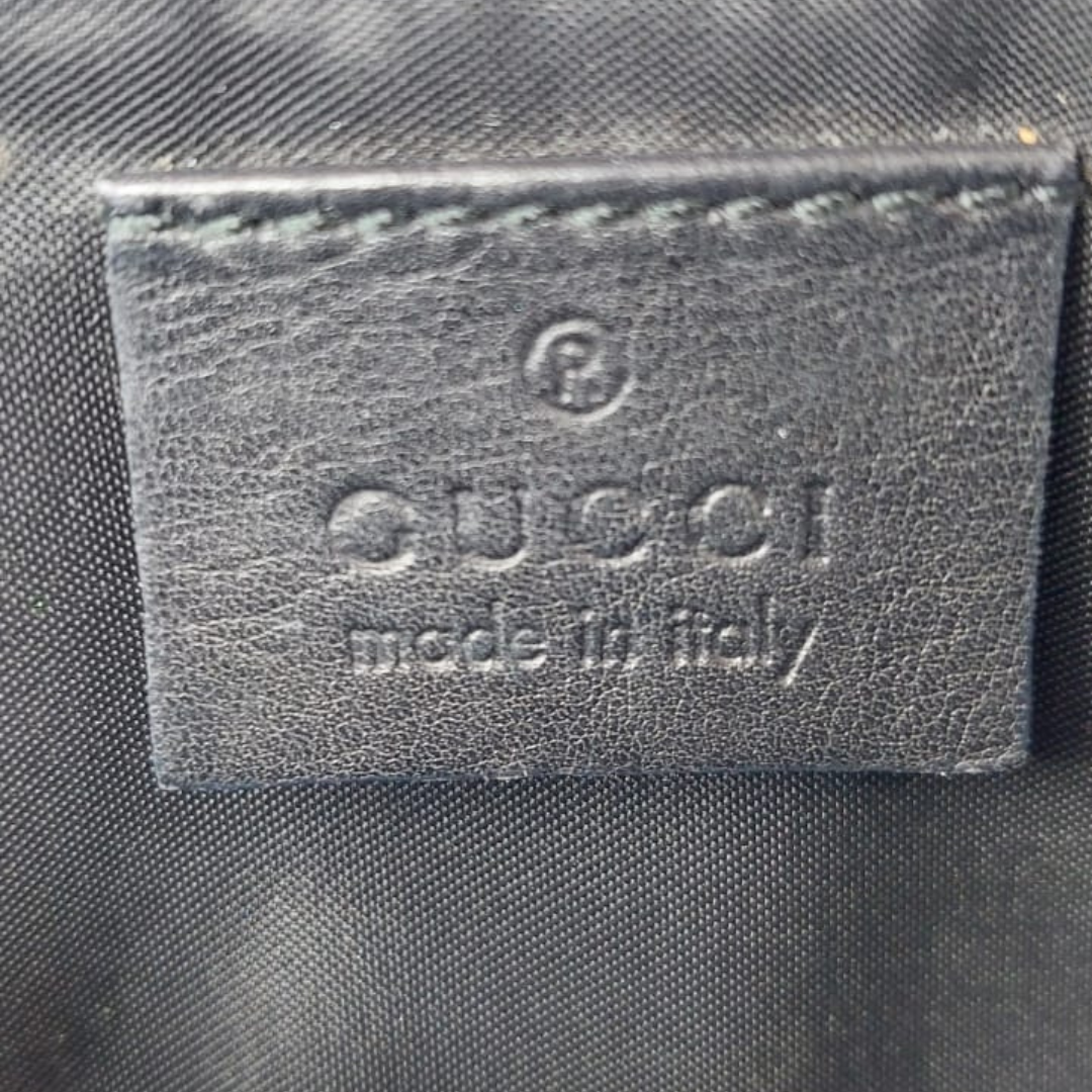 Gucci Baguette Handbag Nera GG Supreme